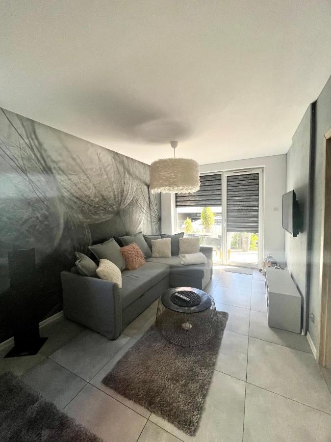 Apartament Mniszek Kolobrzeg Bagian luar foto