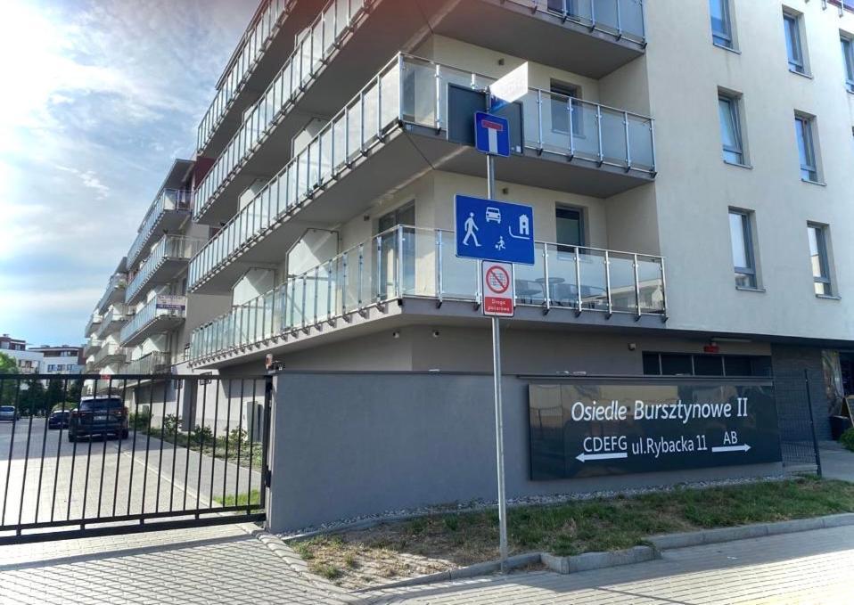 Apartament Mniszek Kolobrzeg Bagian luar foto